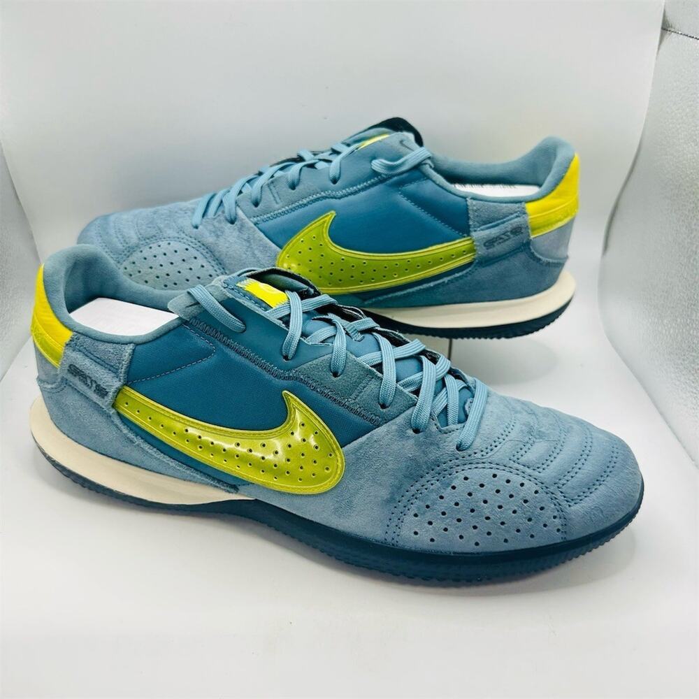 Nike StreetGato IC Indoor Soccer Sneakers Mens Size 10.5 Futsal EUC